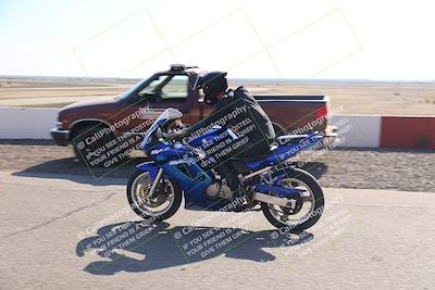 media/Nov-03-2025-Lets Ride (Mon) [[4d74c1c4d3]]/A Group/Grid/